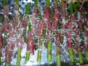 Asparagus with prosciutto 014
