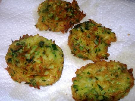 Zucchini fritters 014