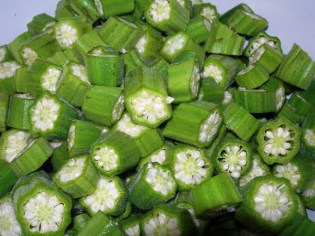 Okra and tomatoes 057
