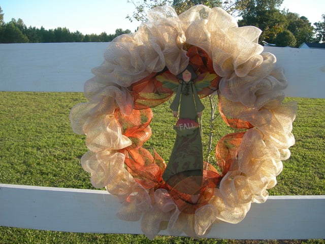 Fall wreaths and flowers 004