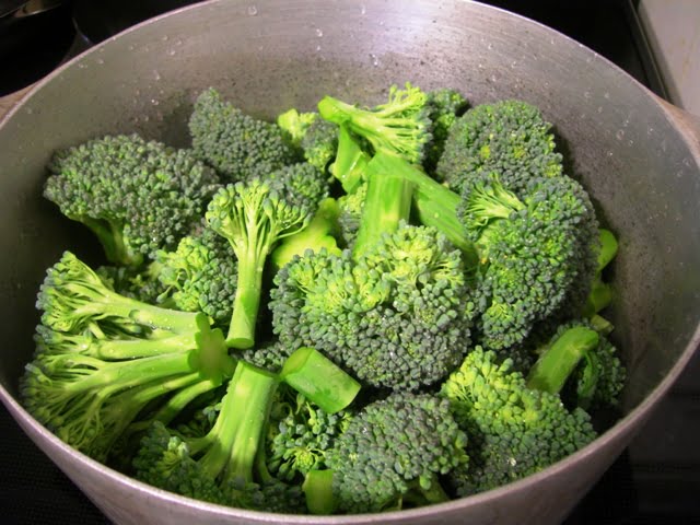 Broccoli cheese soup 002
