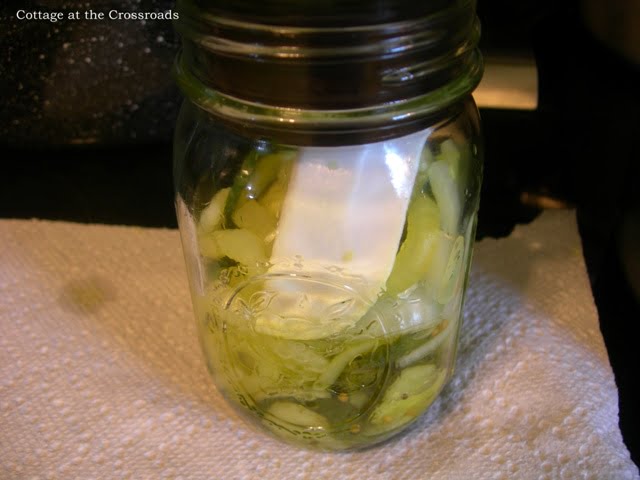 Bread and butter pickles 043