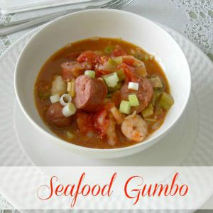 Seafood gumbo square