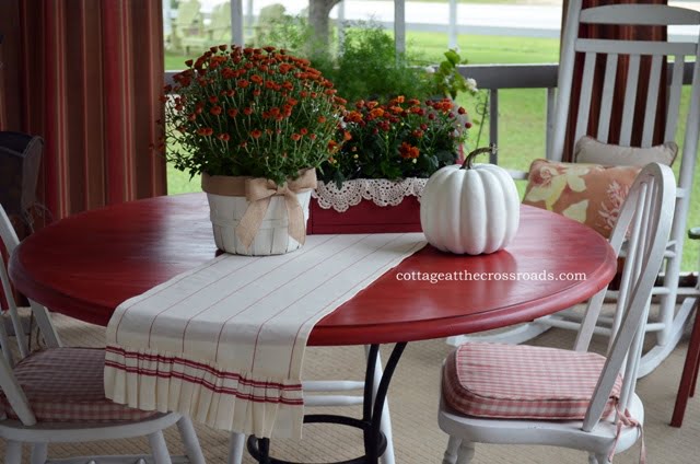 Vignette on table with table runner