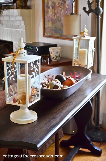 Sofa table with lanterns and dough tray