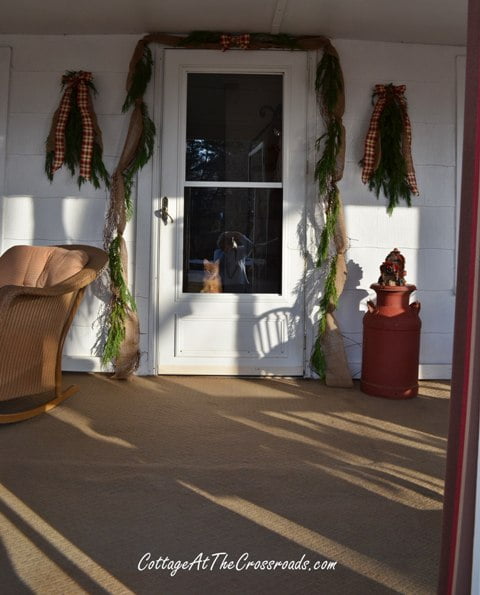 Christmas porch 2012 030