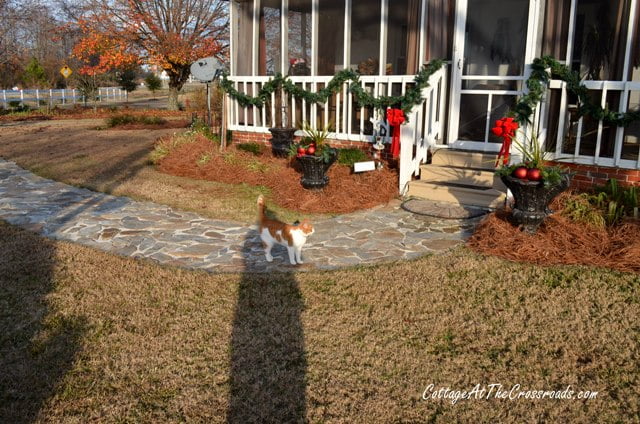 Christmas porch 2012 040