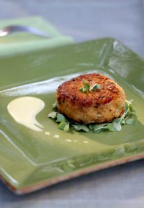 Crab cake with hollandaise 0g6a1115-1