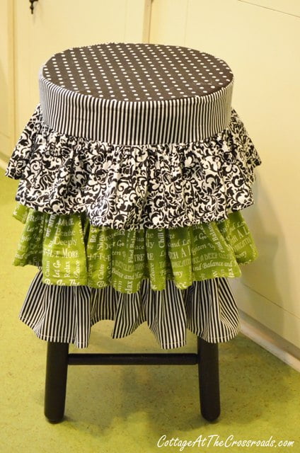 Ruffled stool cover