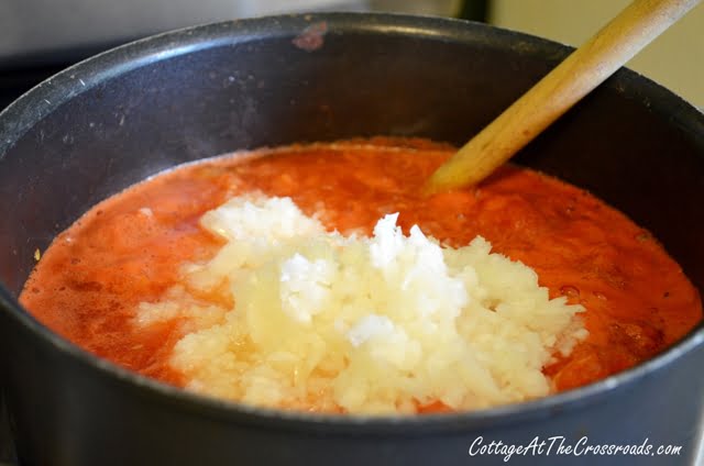 How to Can Homemade Spaghetti Sauce 