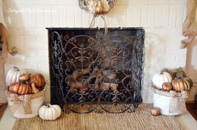 Fall mantel