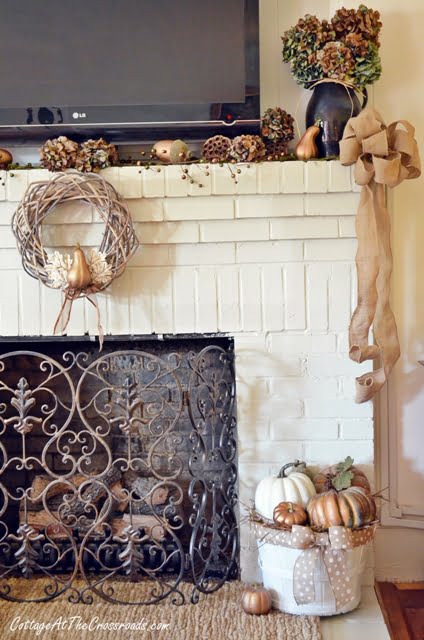 Fall mantel