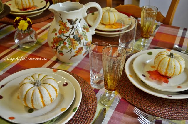 Fall tablescape-autumn welcome