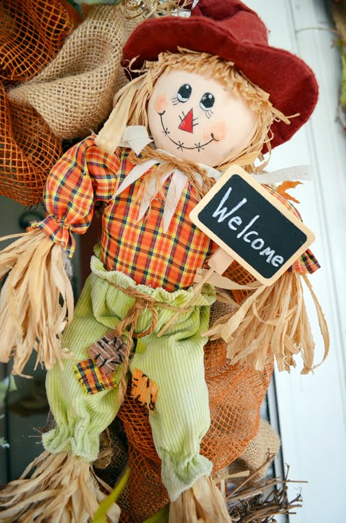 Scarecrow on wreath