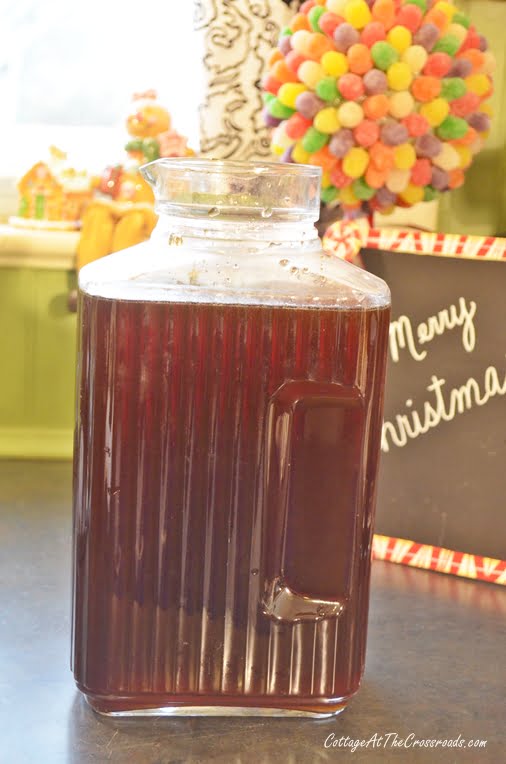 Homemade cinnamon coffee liqueur | cottage at the crossroads