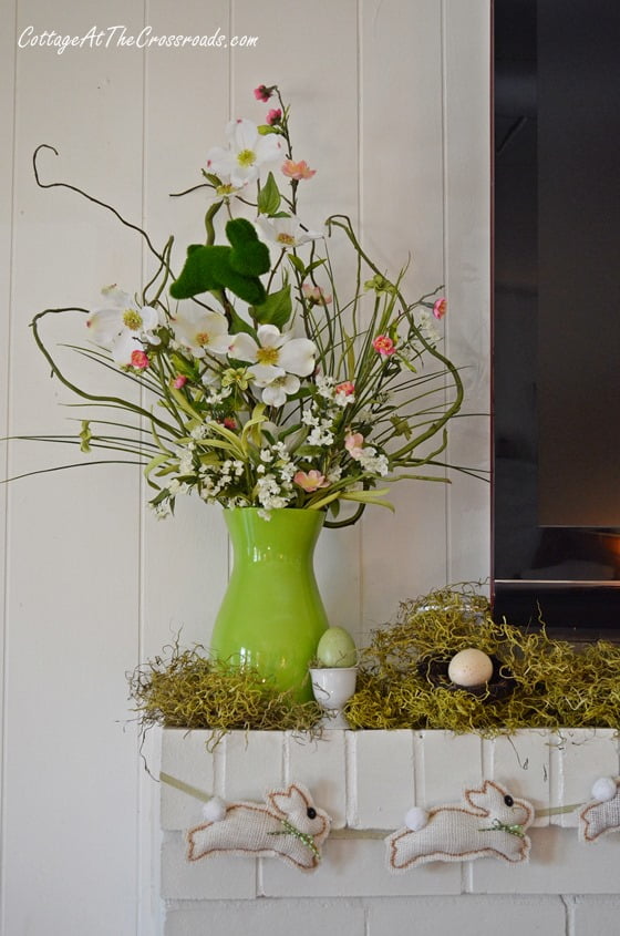 Spring mantel | cottage at the crossroads