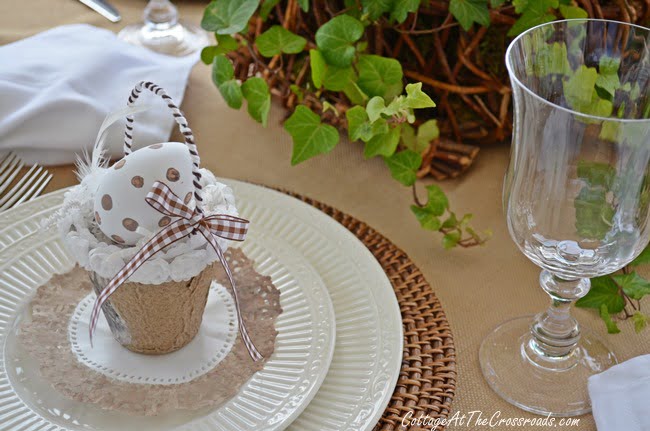 Neutral bunny tablescape | cottage at the crossroads