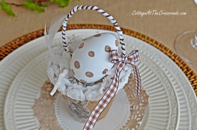 Neutral bunny tablescape | cottage at the crossroads