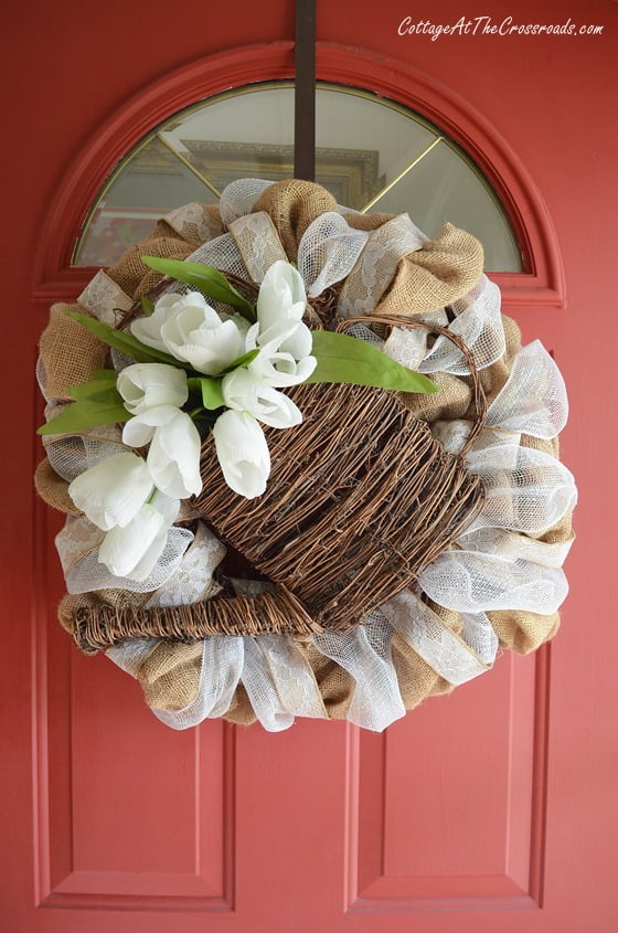 A neutral spring wreath | cottage at the crossroads