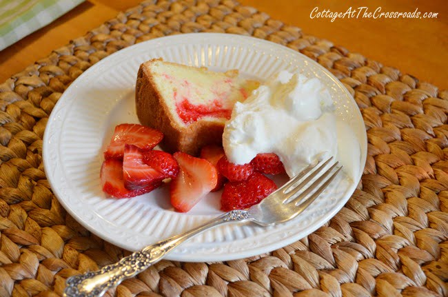 Pound cake and strawberries | cottage at the crossroads