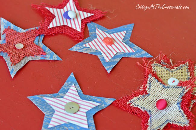 Adding patriotic touches to the porch | cottage at the crossroads