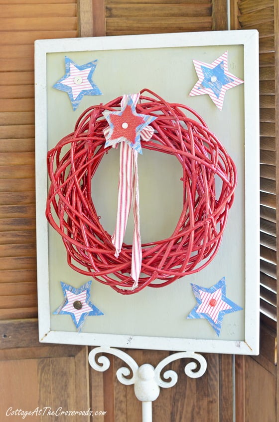 Adding patriotic touches on the porch | cottage at the crossroads