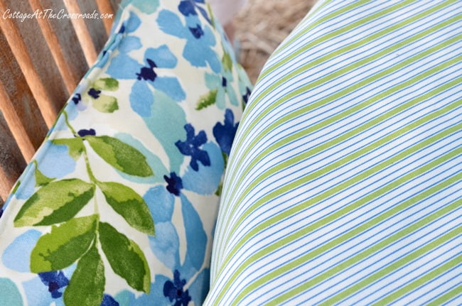 Outdoor tablecloth and lumbar pillows | cottage at the crossroads