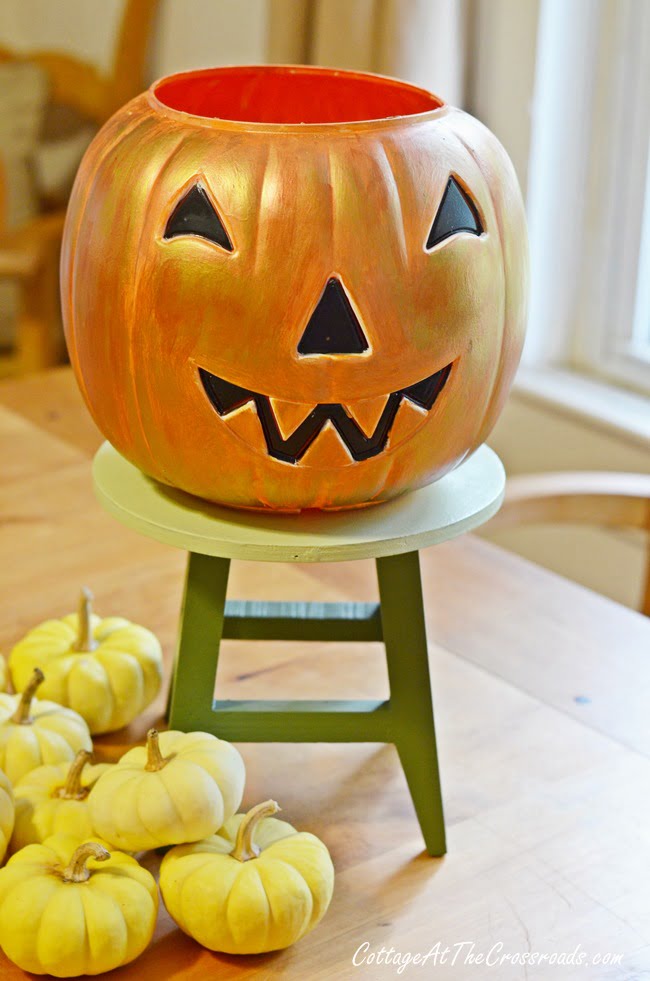 Painted trick-or-treating pail | cottage at the crossroads