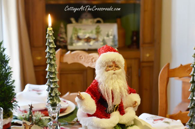 Gardening santa tablescape | cottage at the crossroads