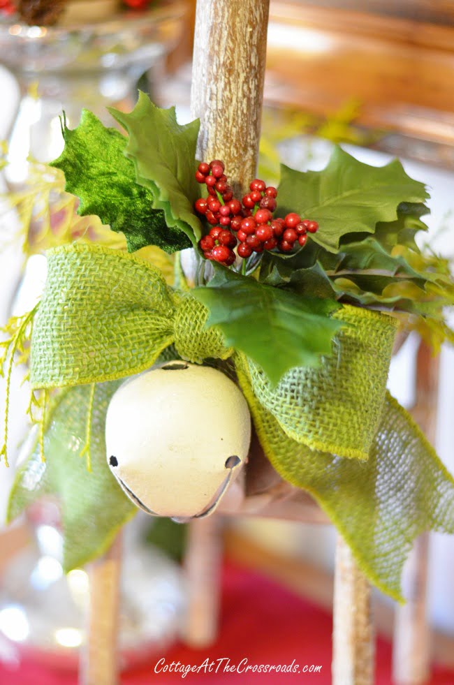 Christmas in the dining room | cottage at the crossroads