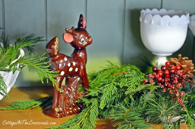 Christmas in the dining room | cottage at the crossroads