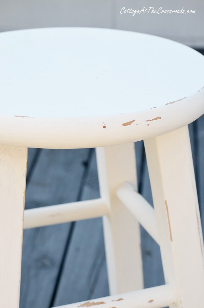 Wooden stool painted with chalky paint | cottage at the crossroads