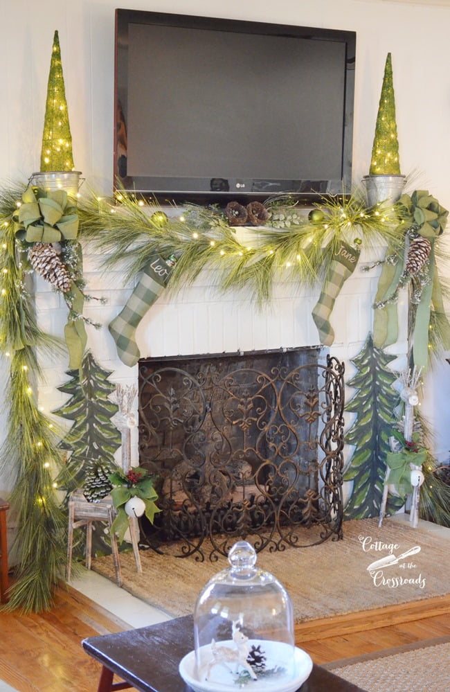 A peaceful christmas mantel | cottage at the crossroads