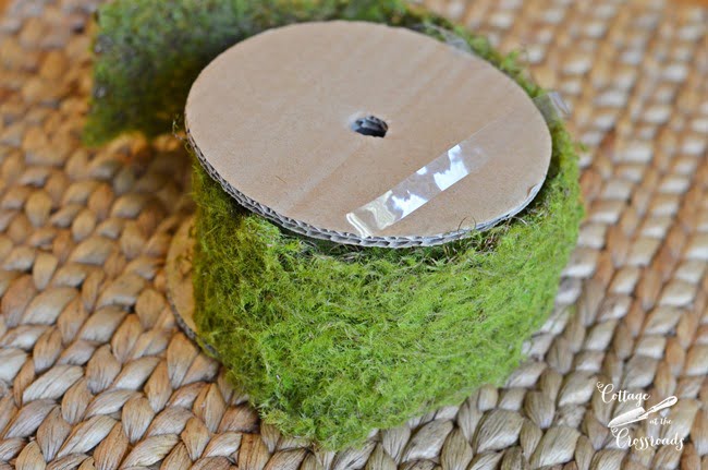 Moss ribbon | cottage at the crossroads