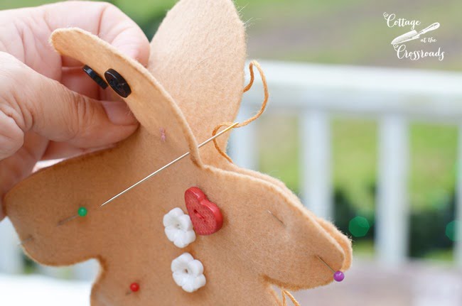 Handmade gingerbread boys and girls | cottage at the crossroads