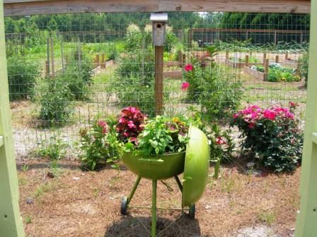 Repurposed grill planter