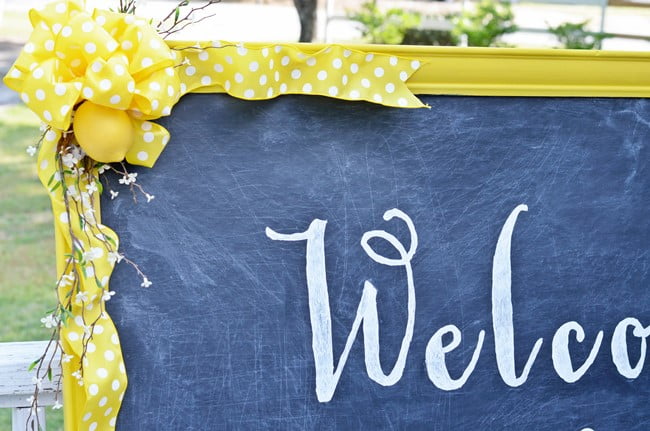 Diy welcome chalkboard sign