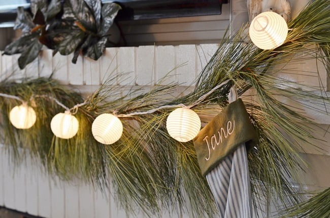 Angelic christmas mantel | cottage at the crossroads