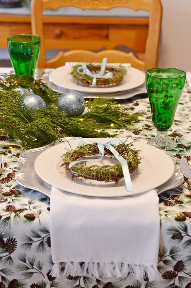 Pine cone runners used on a yule log tablescape | cottage at the crossroads