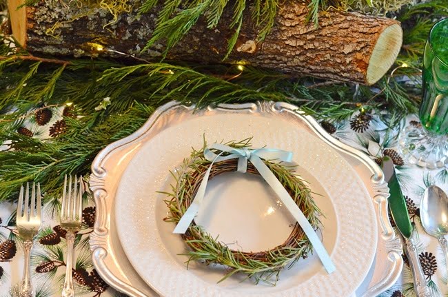 Yule log tablescape | cottage at the crossroads