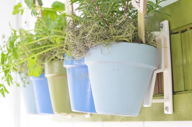 How to create a hanging herb garden using terracotta pot holders | cottage at the crossroads