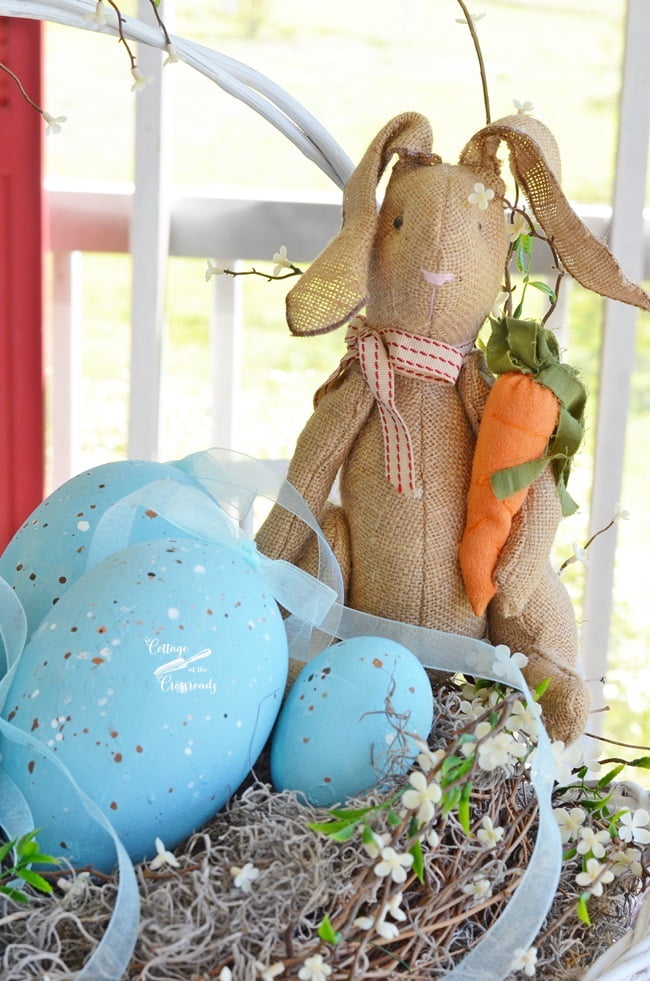 Burlap bunny in an easter basket | cottage at the crossroads