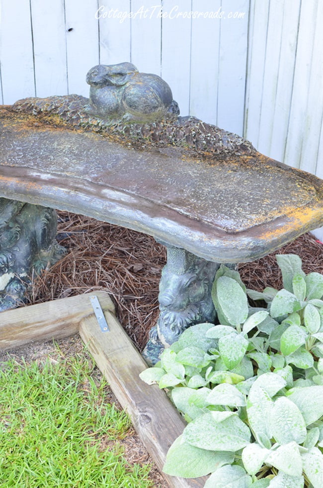 Concrete bunny bench