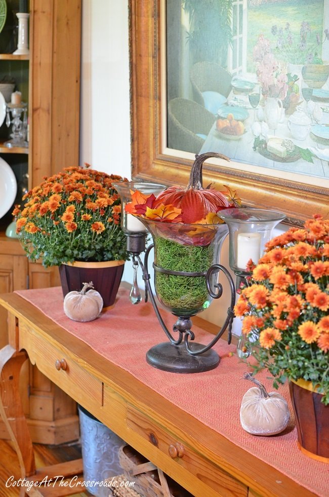 A traditional, fall farmhouse dining room