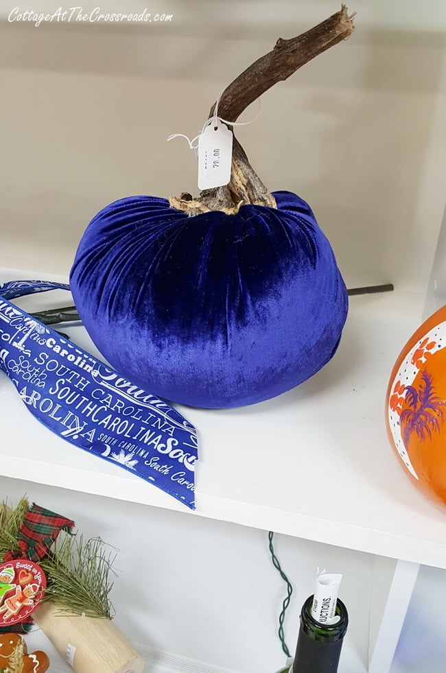 Blue velvet pumpkin