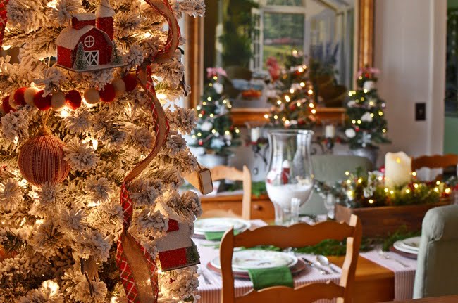 Red barn christmas tablescape
