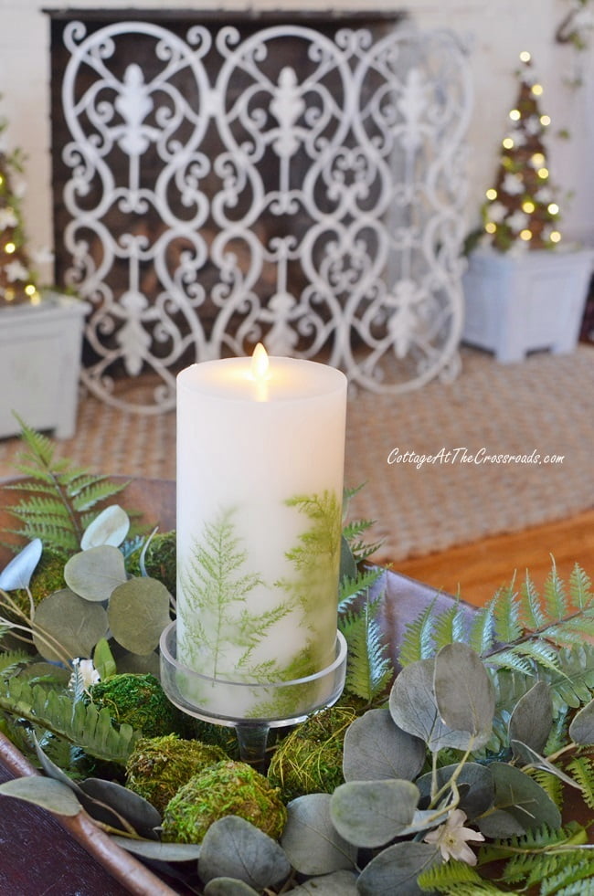 Spring tour with a fern adorned candle