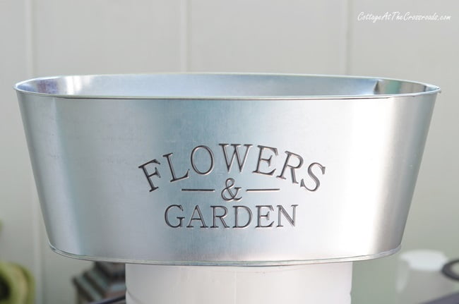 Dollar Store Metal Planter Makeover - Cottage at the ...