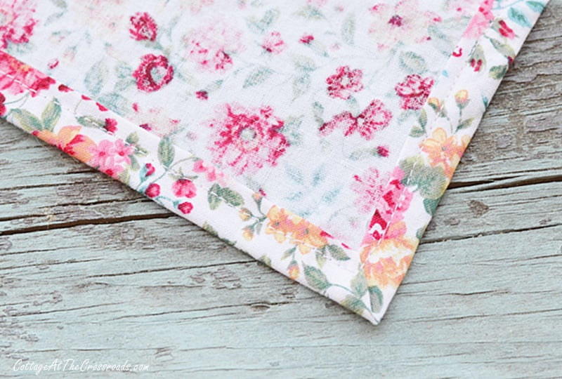 Cloth napkins with mitered corners