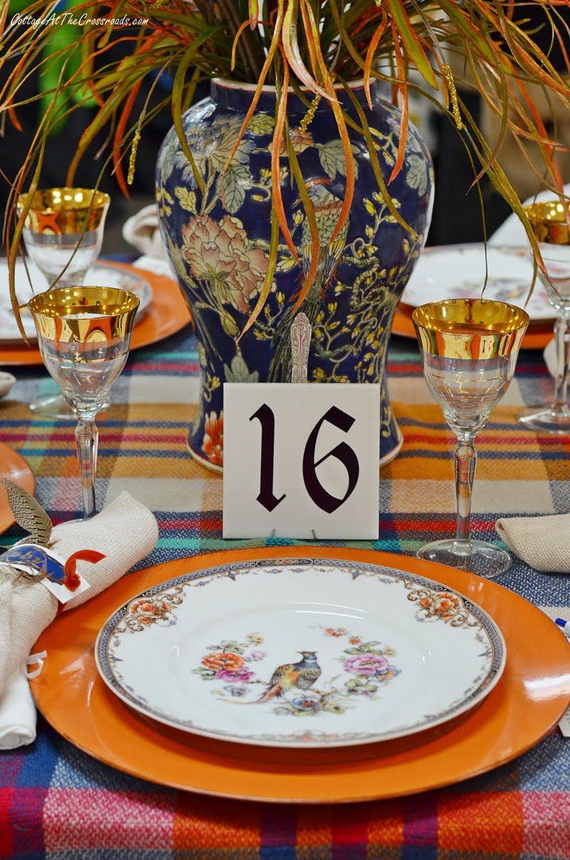 Table 16 was an autumn tablescape